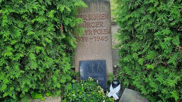 Grabstätte der sowjetischen Zwangsarbeiterinnen und Zwangsarbeiter