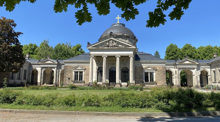 Feierhalle Johannisfriedhof