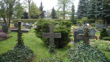 Kriegsgräber auf dem Pirnaer Friedhof
