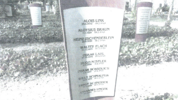 Grabstele auf der Kriegsgräberstätte Pirna